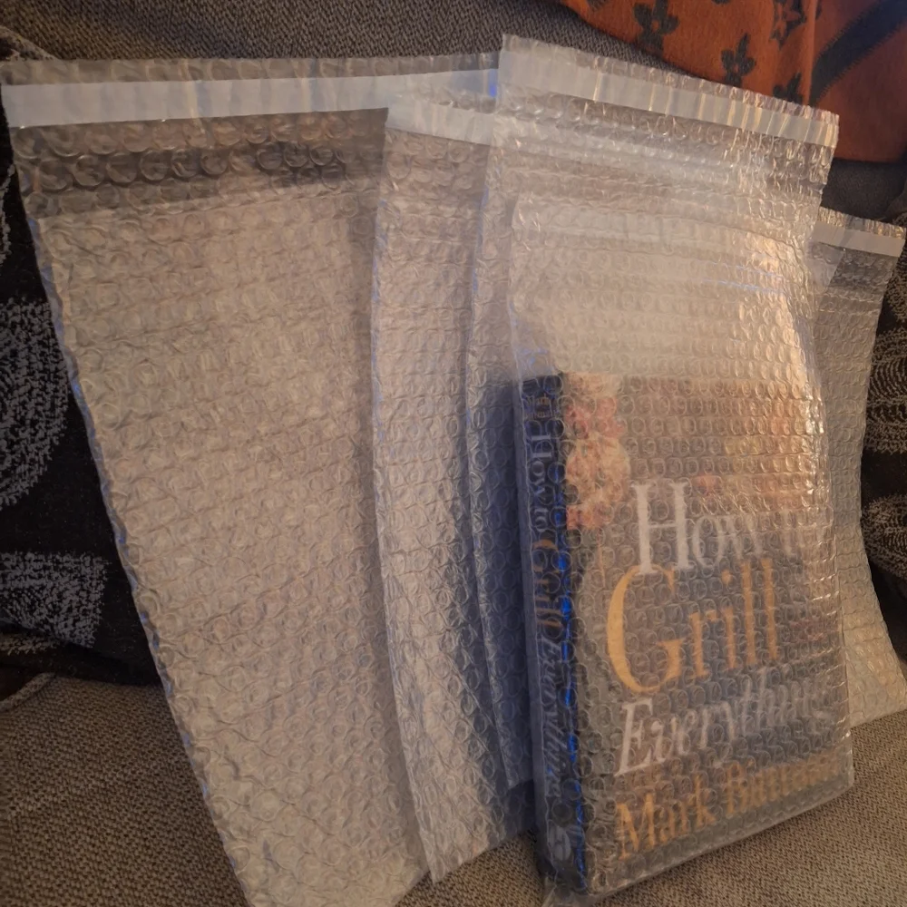 15ct. 9x12 Transparent Bubble Bags ✨️PRICE FIRM✨️